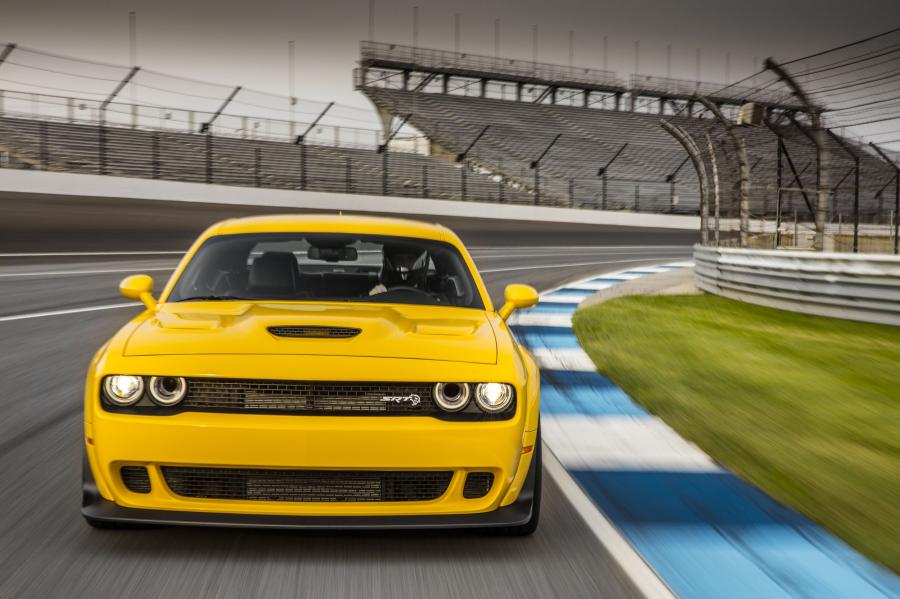  Dodge Challenger SRT Hellcat Widebody 2017 года  (фото 45 из 69)